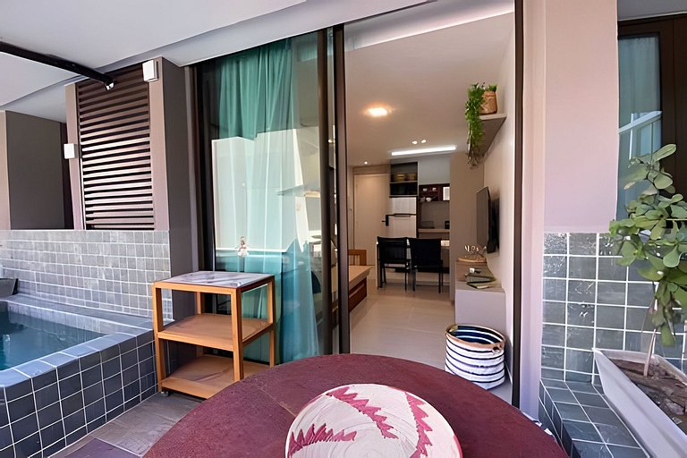 Sunny Hall c/ piscina privativa