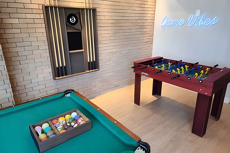 Sunny Hall c/ piscina privativa